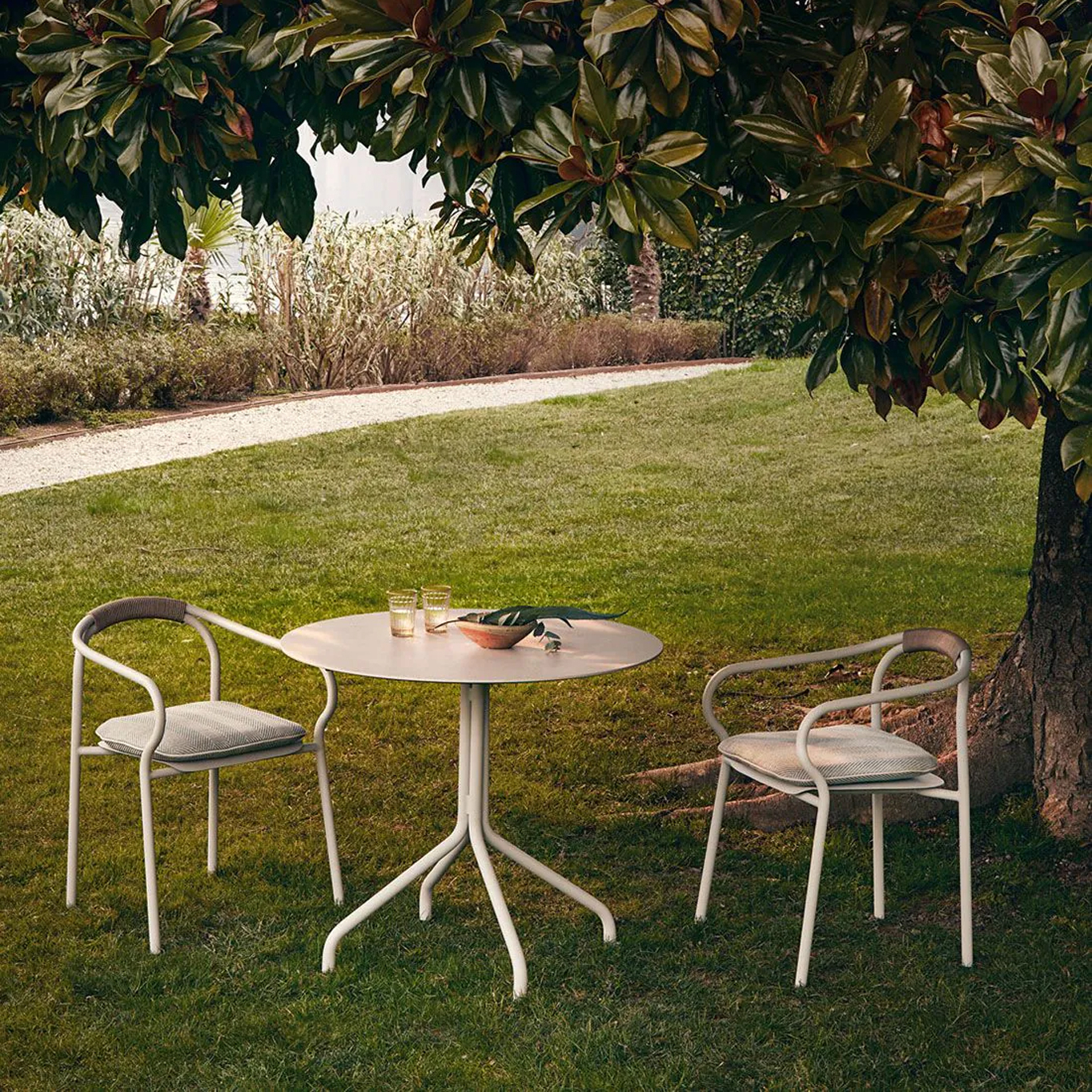 Table extérieur SALO Ø 90 Sable UNOPIÙ