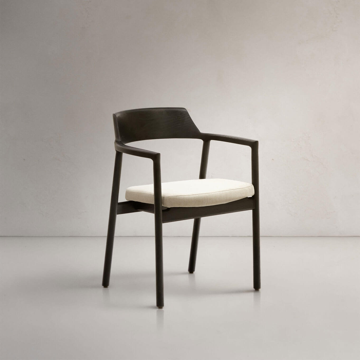 ALOCS Chêne teinté noir / Tissu Jandi beige KAVE HOME