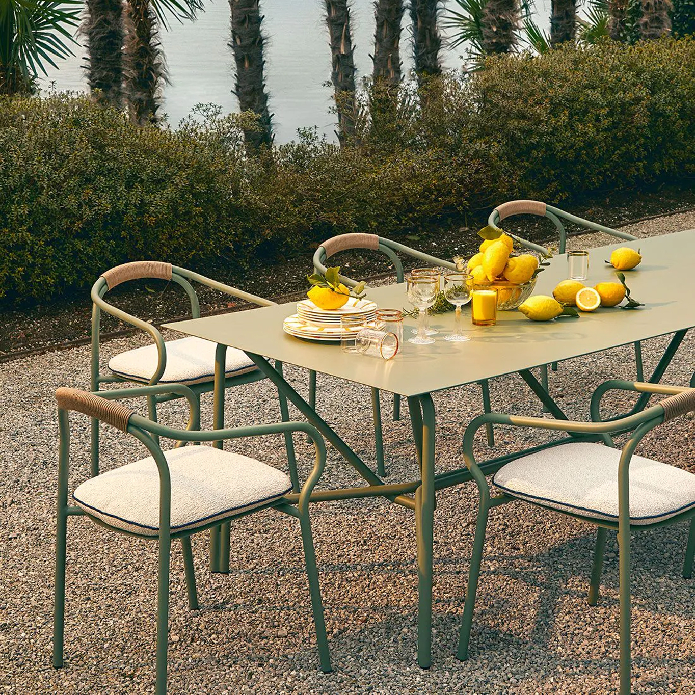 Chaise extérieur SALO avec coussin d'assise Sauge/ Nuvola UNOPIÙ