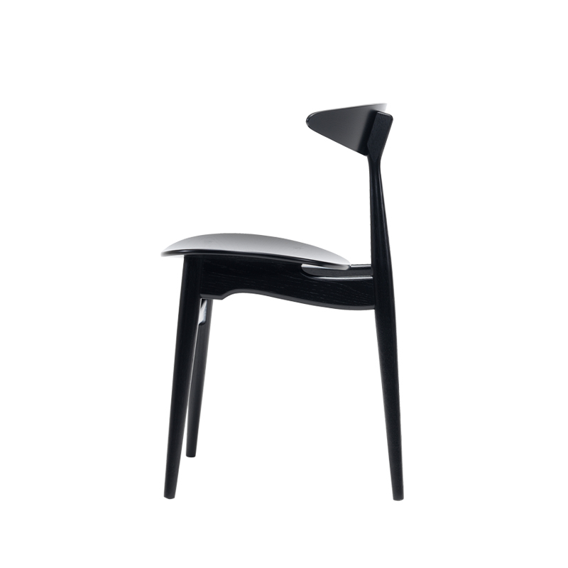 Chaise CH33T Hêtre noir CARL HANSEN