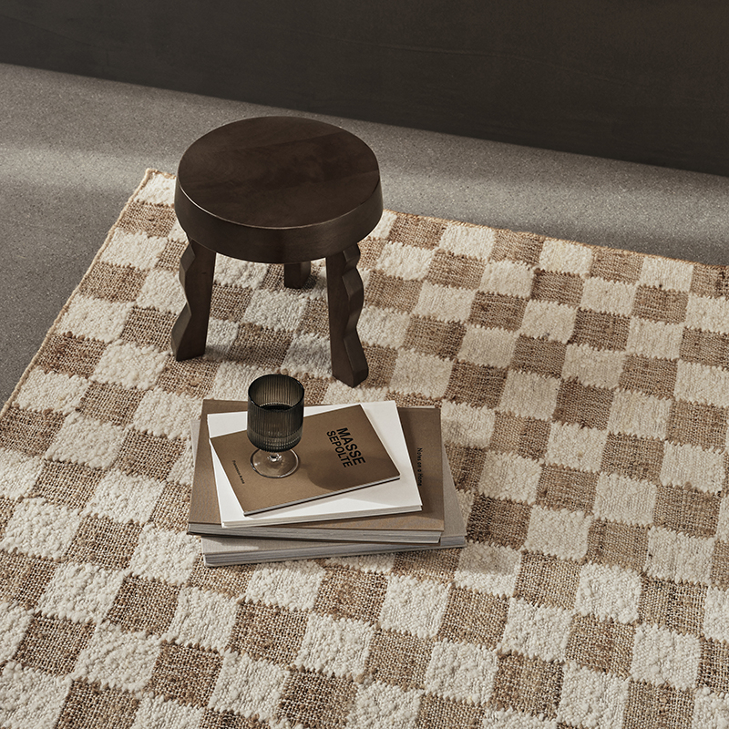 Tabouret FAYE Marron foncé FERM LIVING