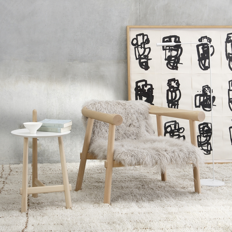 Table d'appoint guéridon ALTAY Plateau blanc  Piètement naturel COEDITION