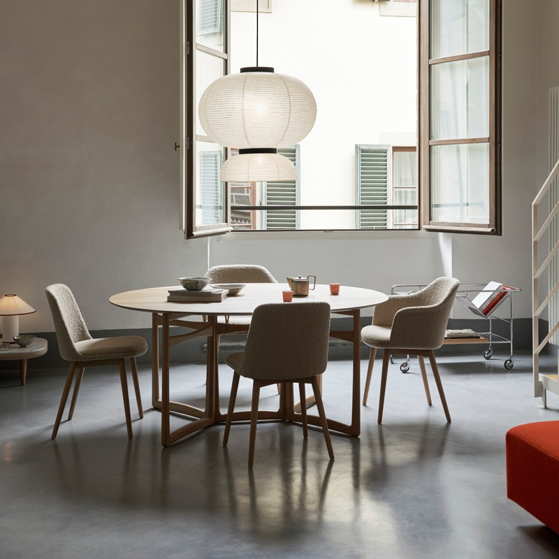 Chaise RELY HW74 Karakorum 003/ chêne AND TRADITION