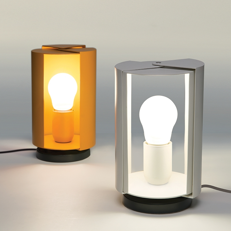 Lampe à poser PIVOTANTE Jaune NEMO LIGHTING