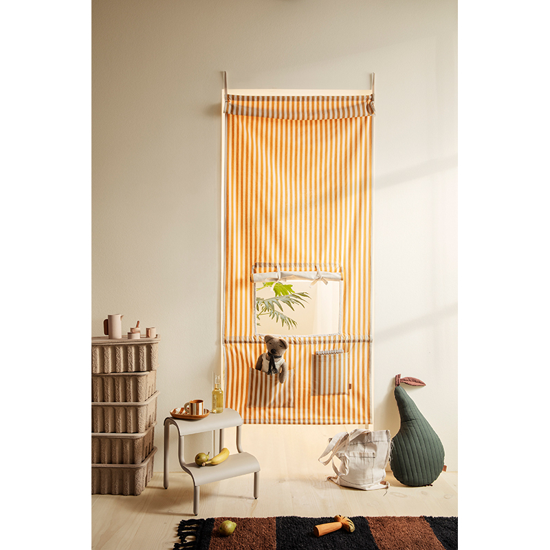 Siège enfant Marchepied UP STEP Rouge coquelicot FERM LIVING