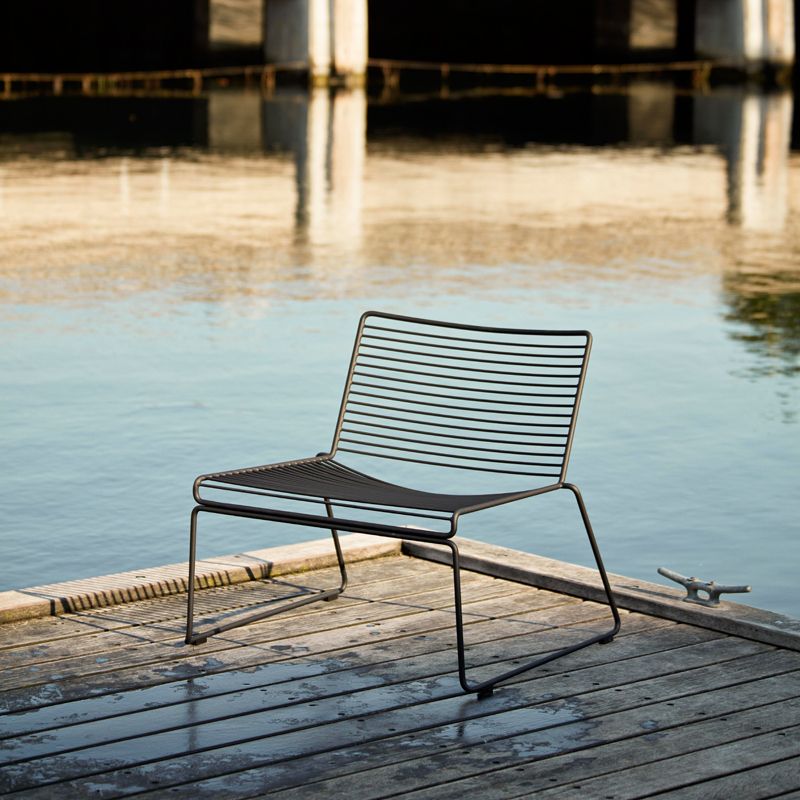 Fauteuil HEE LOUNGE Noir HAY