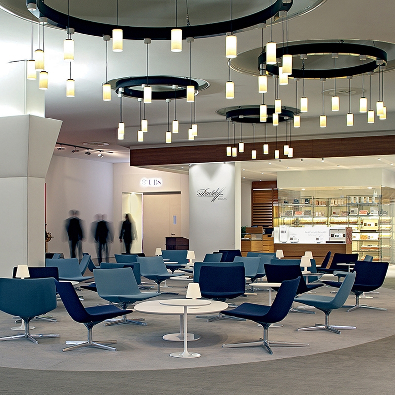 Fauteuil CATIFA 60 LOUNGE Cuir Noir ARPER