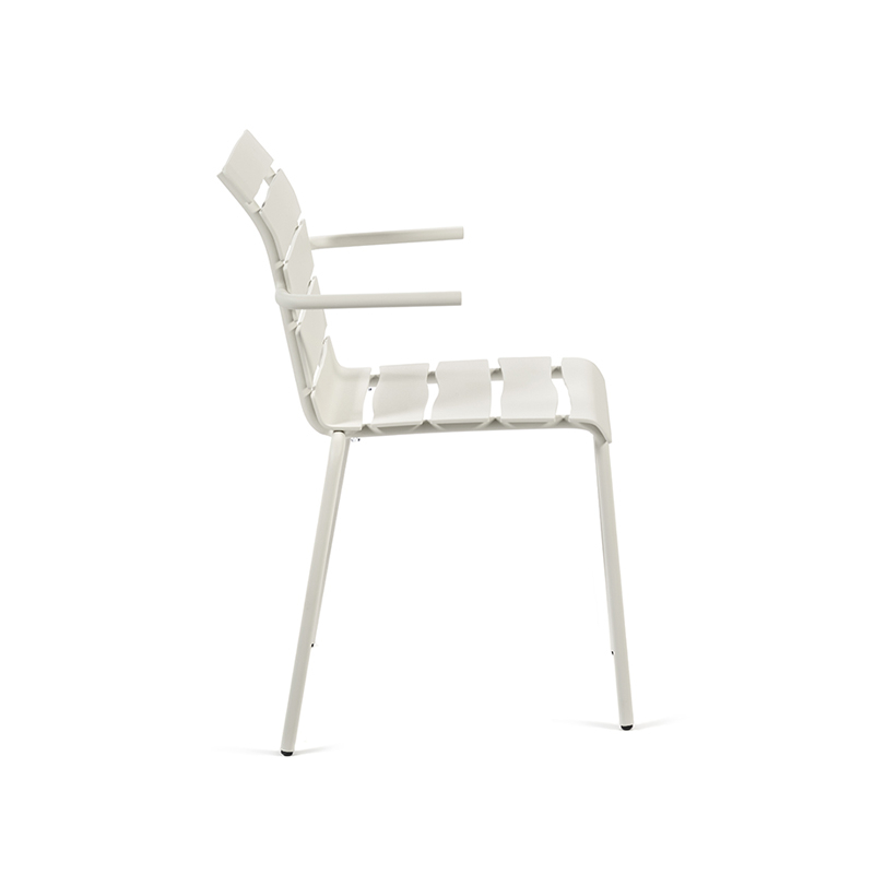 Chaise extérieur Chaise ALIGNED avec accoudoirs Blanc VALERIE OBJECTS