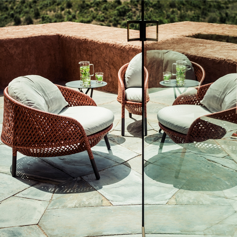 Fauteuil extérieur AHNDA fauteuil bas Elemental DEDON