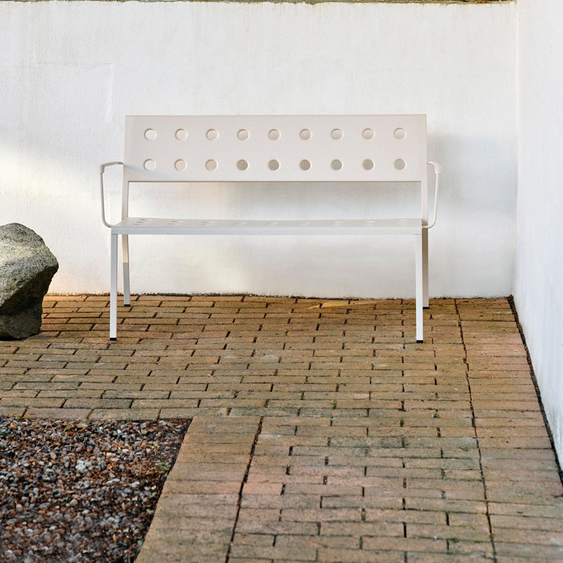 Banc extérieur Banc BALCONY DINING avec accoudoirs Beige HAY