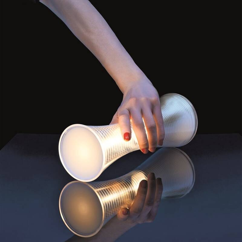 Lampe à poser Baladeuse COME TOGETHER Blanc ARTEMIDE