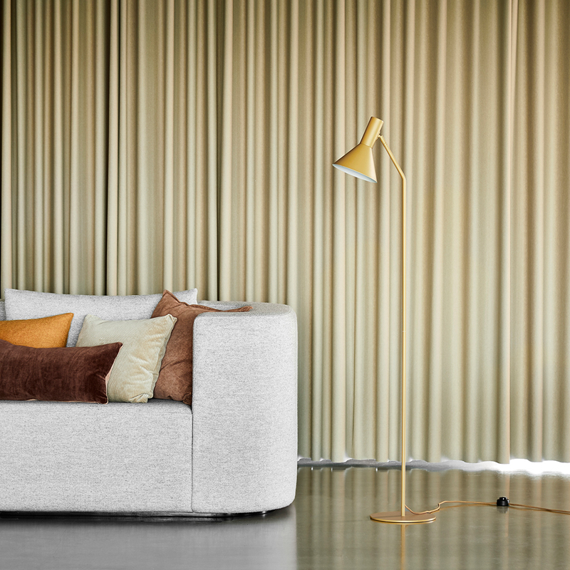 Lampadaire LYSS Amande mat FRANDSEN