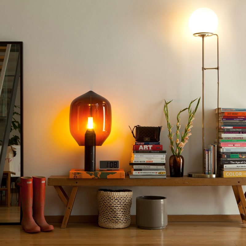 Lampe à poser LIGHTHOUSE Verre ambré / Marbre  noir Marquina  ESTABLISHED & SONS