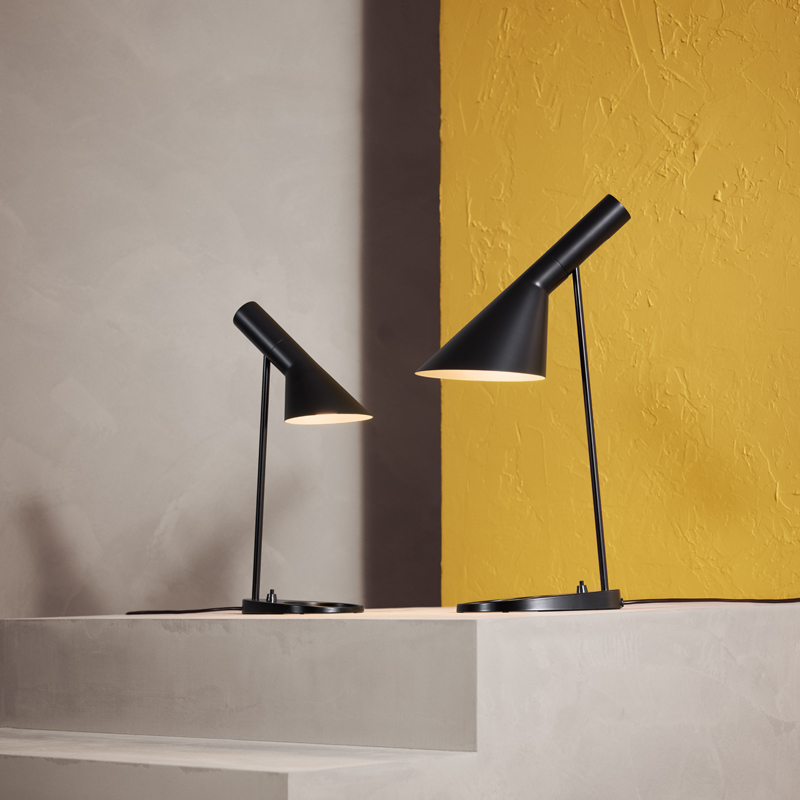 Lampe à poser AJ MINI TABLE Noir LOUIS POULSEN