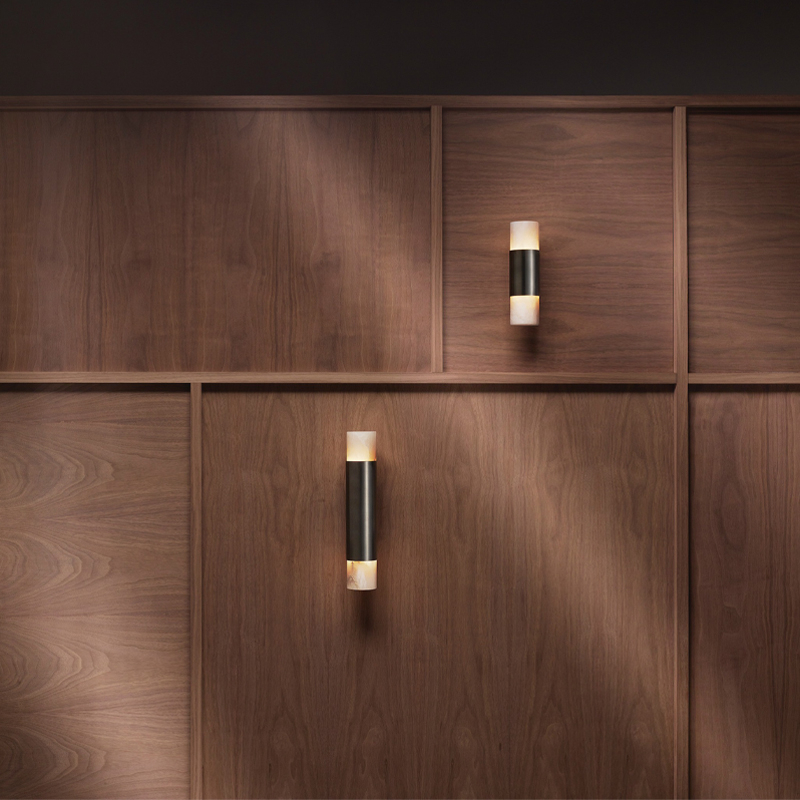 Applique ROMA TALL Bronze CTO LIGHTING