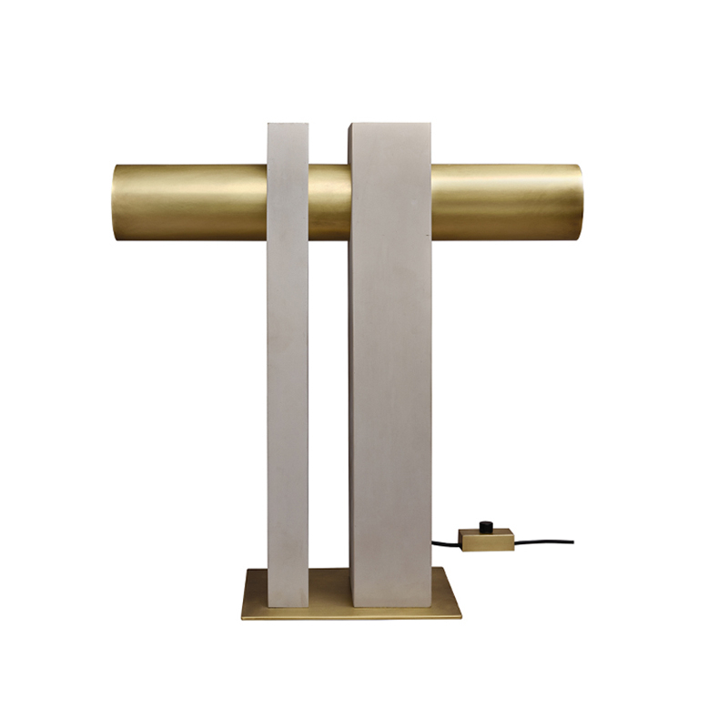 Lampe à poser CAUVET PI Laiton DCW EDITIONS