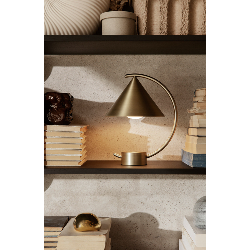 Lampe à poser MERIDIAN Noir FERM LIVING