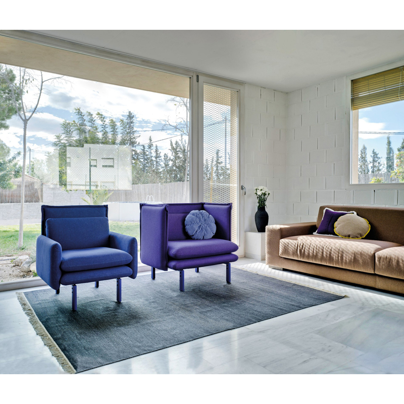 Fauteuil REW 88 L Violet 72/ pieds bleu 52 SANCAL