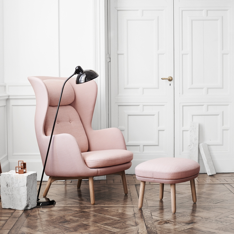 Fauteuil RO pieds bois Rose clair    Steelcut 605  Canvas 614 FRITZ HANSEN