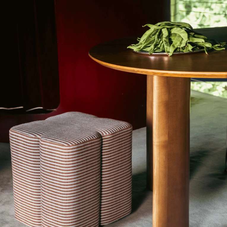 Table CARLOTTA ALTA 8 places Iroko THE SOCIALITE FAMILY