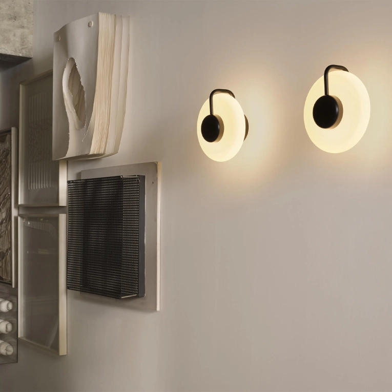 Applique TRATTO WALL Noir KDLN
