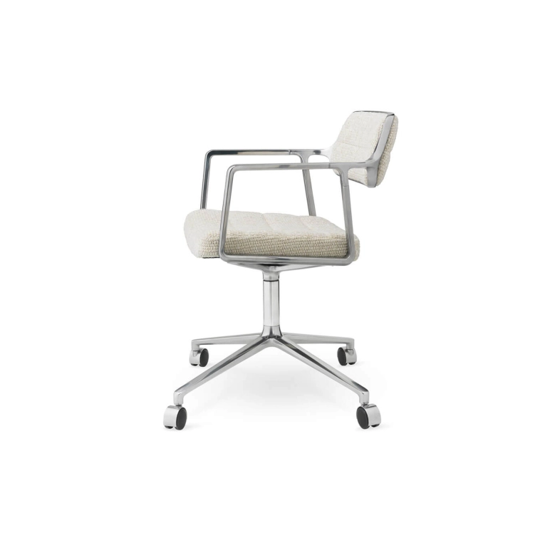 SWIVEL CHAIR 453 à roulettes tissu Off-White / Aluminium poli VIPP