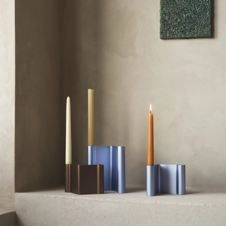 Photophore, bougeoir et bougie PAIR H 18 Bleu clair MUUTO