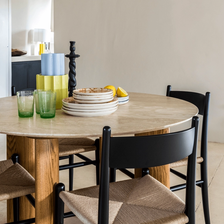 Table CARLOTTA ALTA 8 places Travertin THE SOCIALITE FAMILY