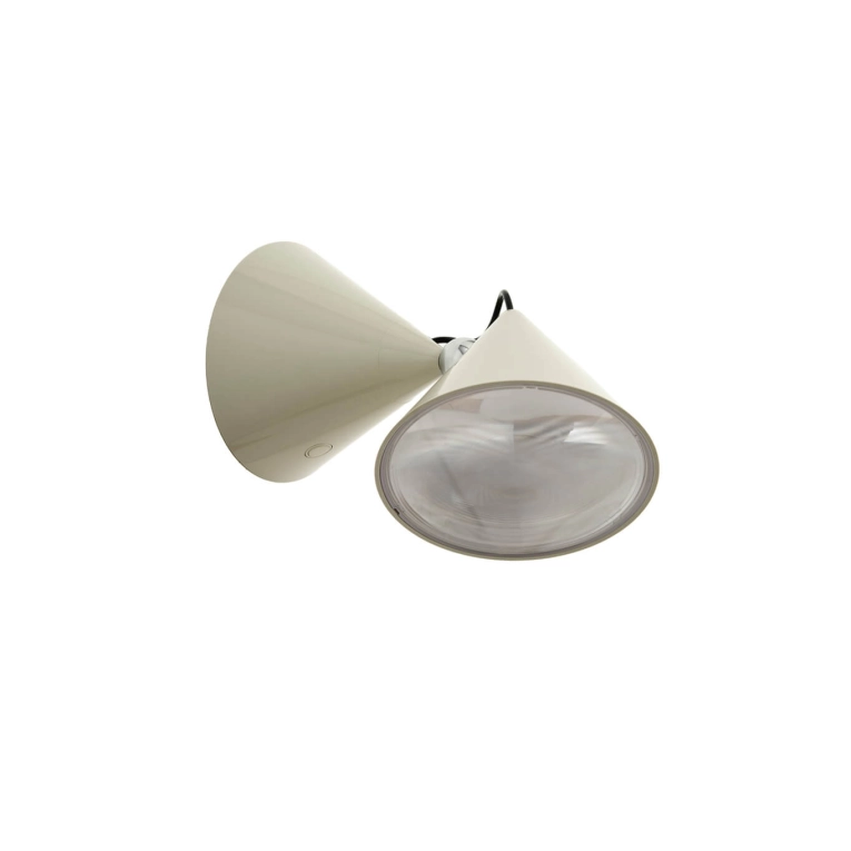 pose_surface_light_mastic_2