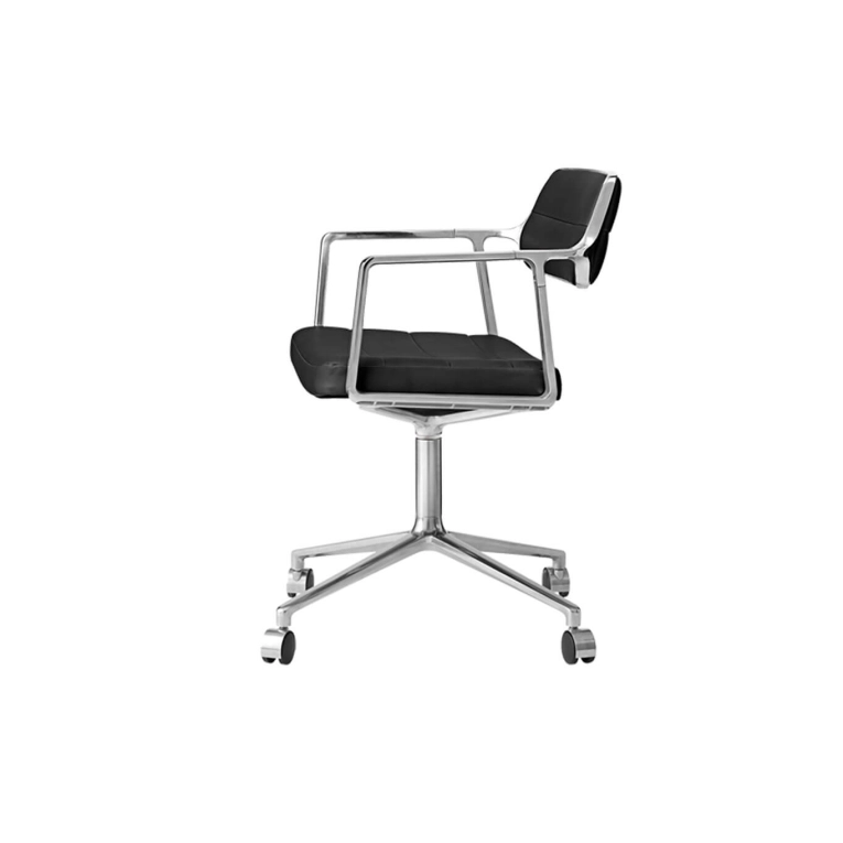 SWIVEL CHAIR 453 à roulettes Cuir noir / Aluminium poli VIPP