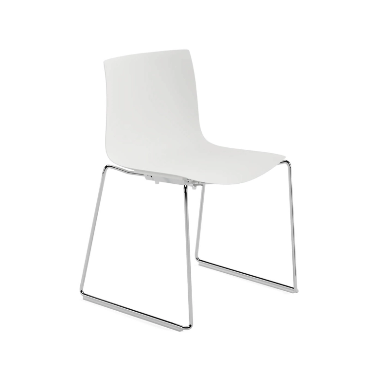 Chaise CATIFA RE 46 Piétement luge Blanc lune ARPER