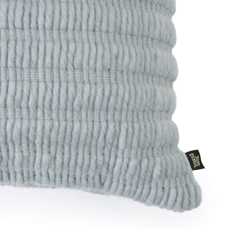 Coussin RIDGE 45x45 Baby blue TOM DIXON