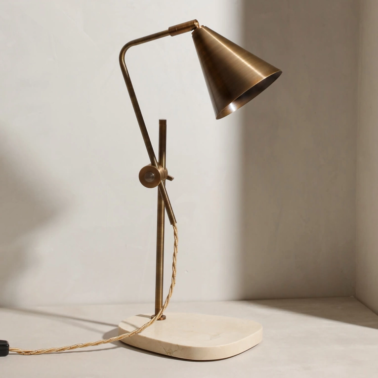 cone_table_laiton_vieilli_borsse-travertin_2