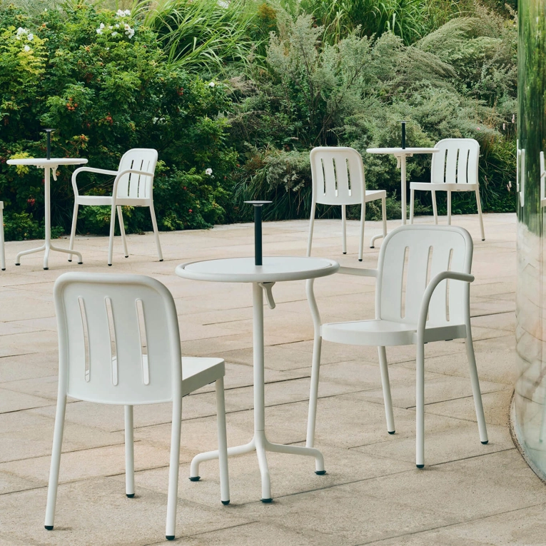 Outdoor Chair and Small Lounge Chair DEVILLLE White HAY
