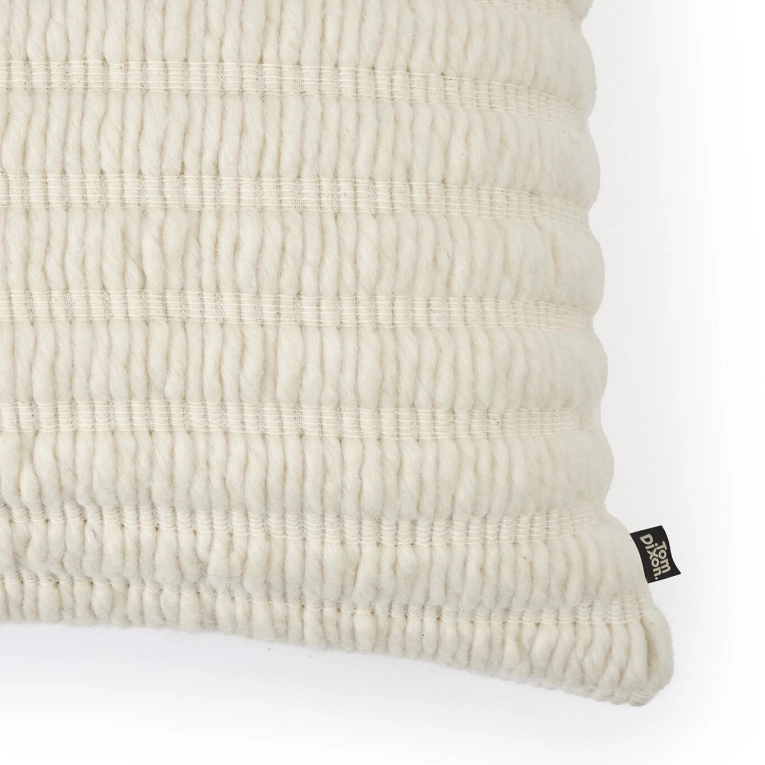 Coussin RIDGE 45x45 Naturel TOM DIXON