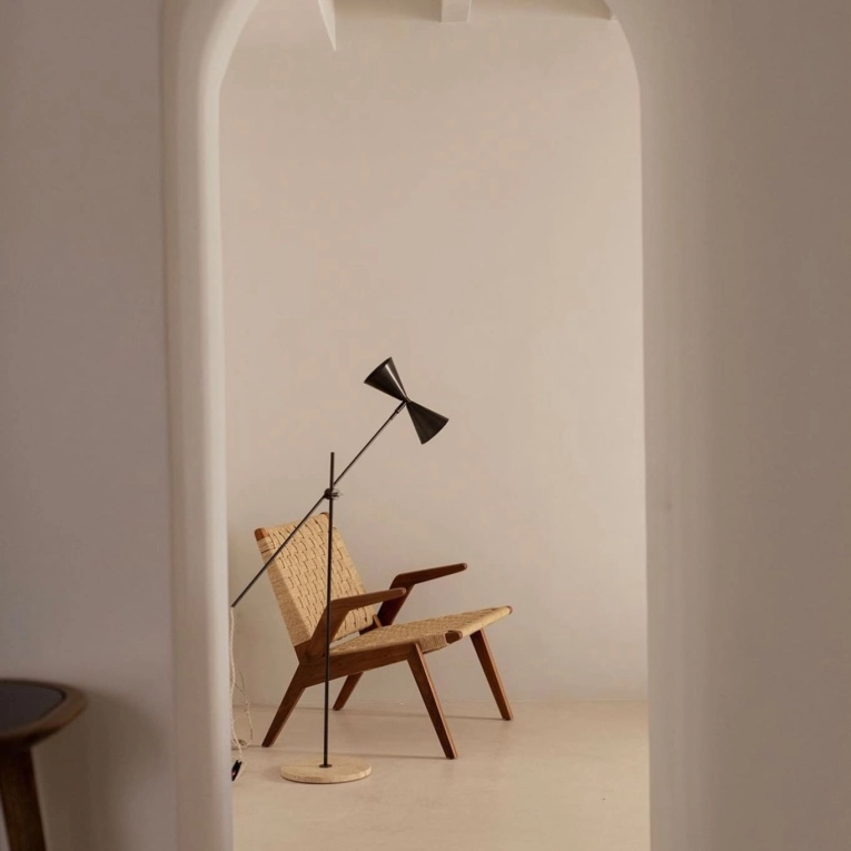 cone_double_floor_laiton_noirci_travertin_2