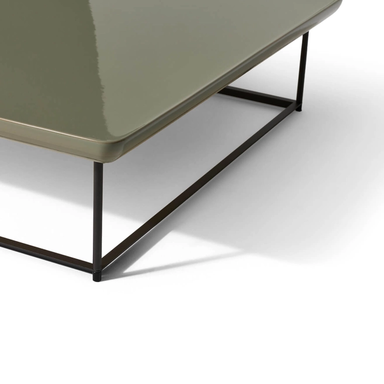 Table basse extérieure TOREI OUTDOOR 88x88 Vert Mousse CASSINA