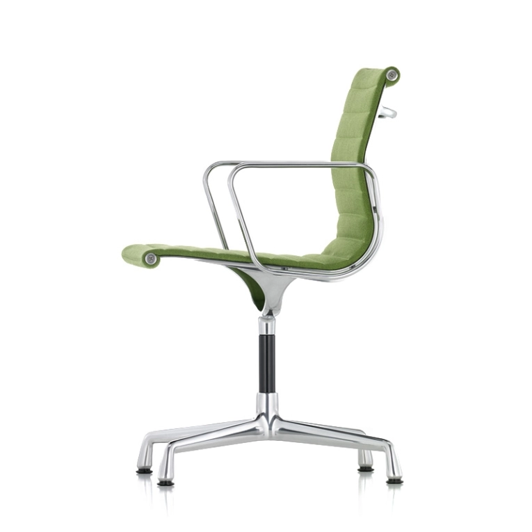 Chaise ALUMINIUM CHAIR EA 103 Fixe Vert pré/ forêt VITRA