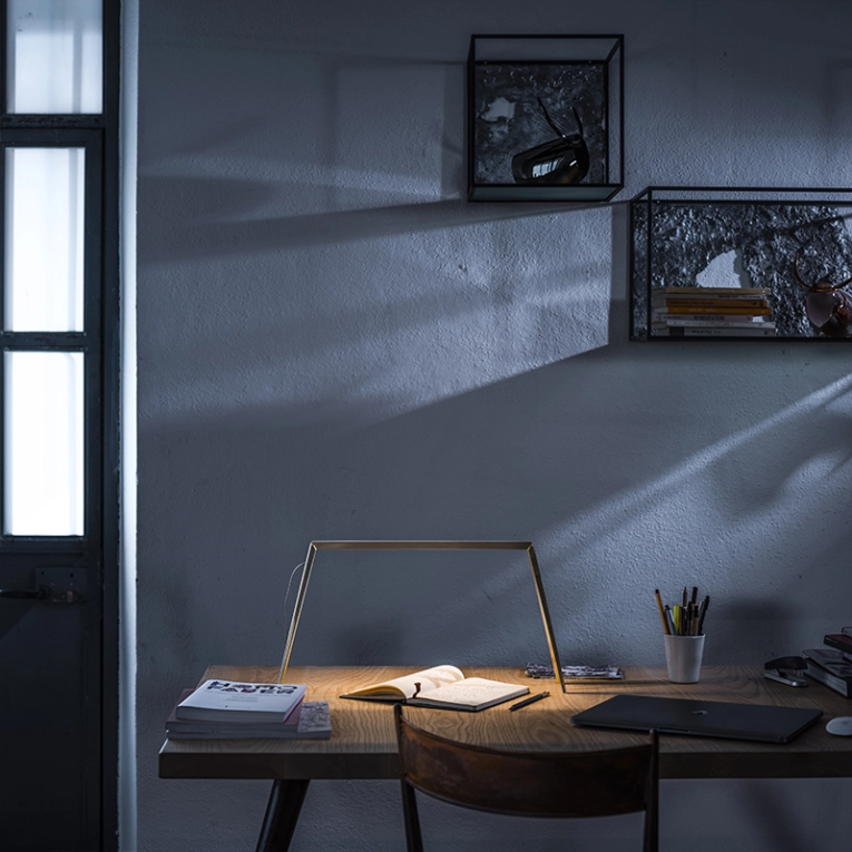 Lampe à poser BRIDGE 1 Rouge foncé FOSCARINI