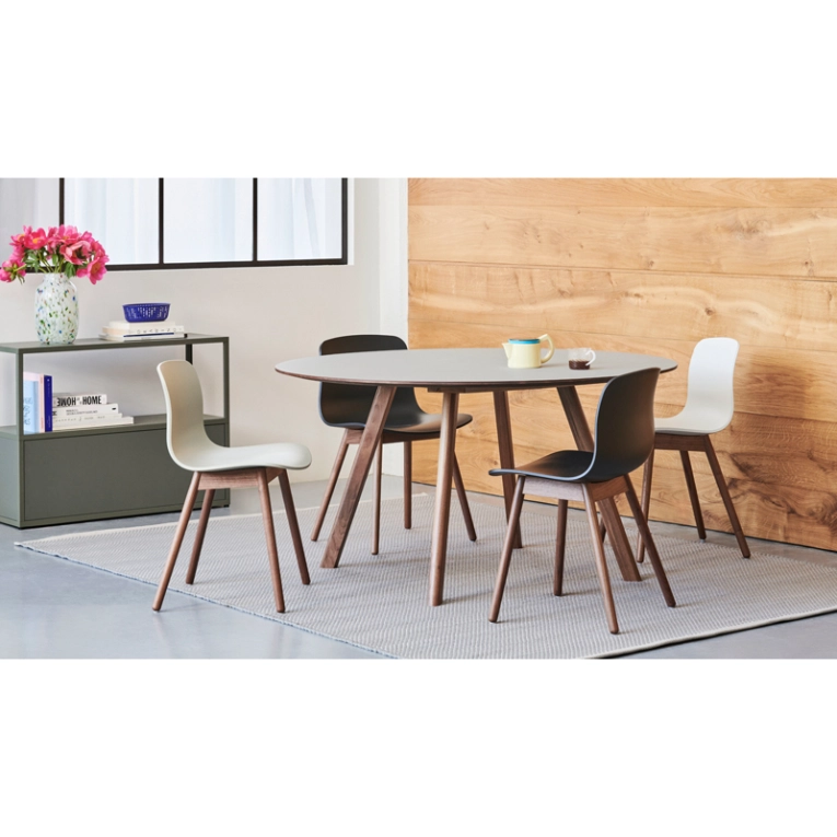 Table COPENHAGUE ROUND TABLE CPH25  Ø140 Lino gris galet/ noyer vernis à base d'eau HAY
