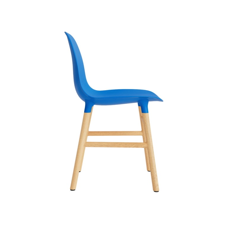 Chaise FORM CHAIR Bleu vif  Normann Copenhagen