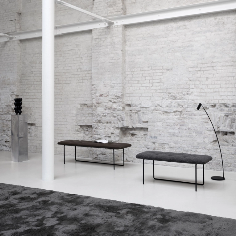 Banc TIP TOE Medium Cuir Parma noir WENDELBO