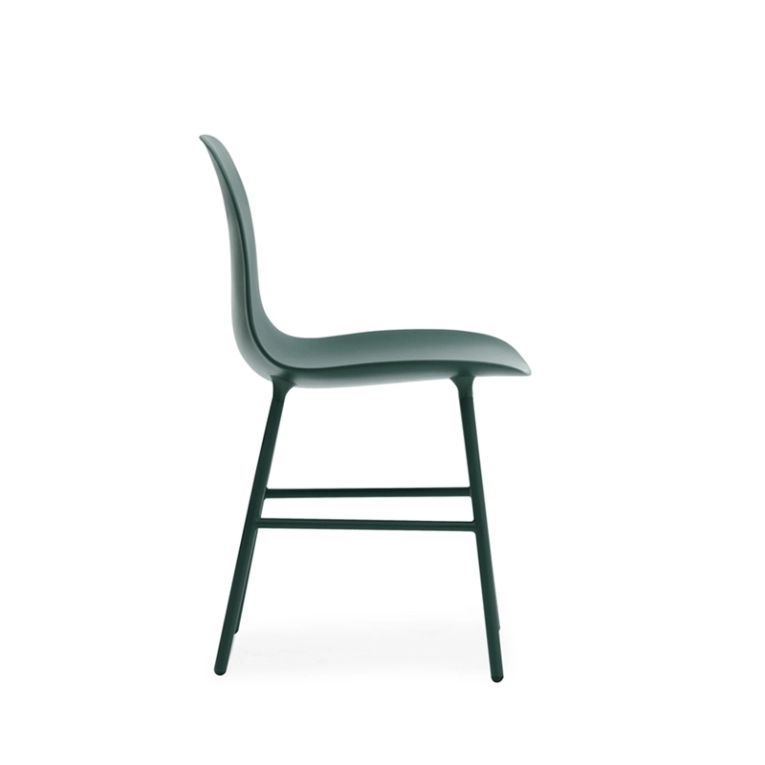 Chaise FORM CHAIR piètement acier Vert Normann Copenhagen