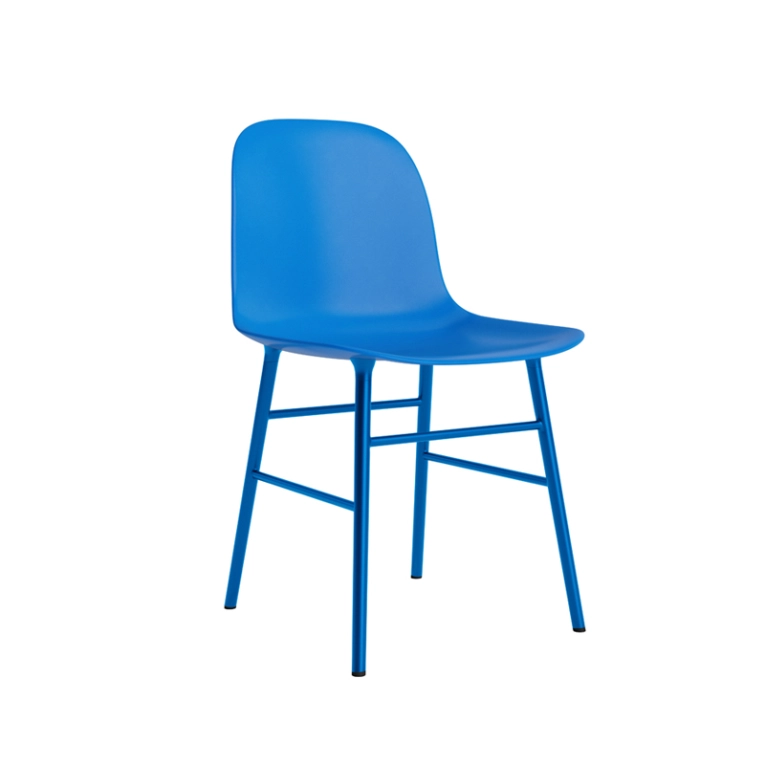 Chaise FORM CHAIR piètement acier Bleu vif  Normann Copenhagen