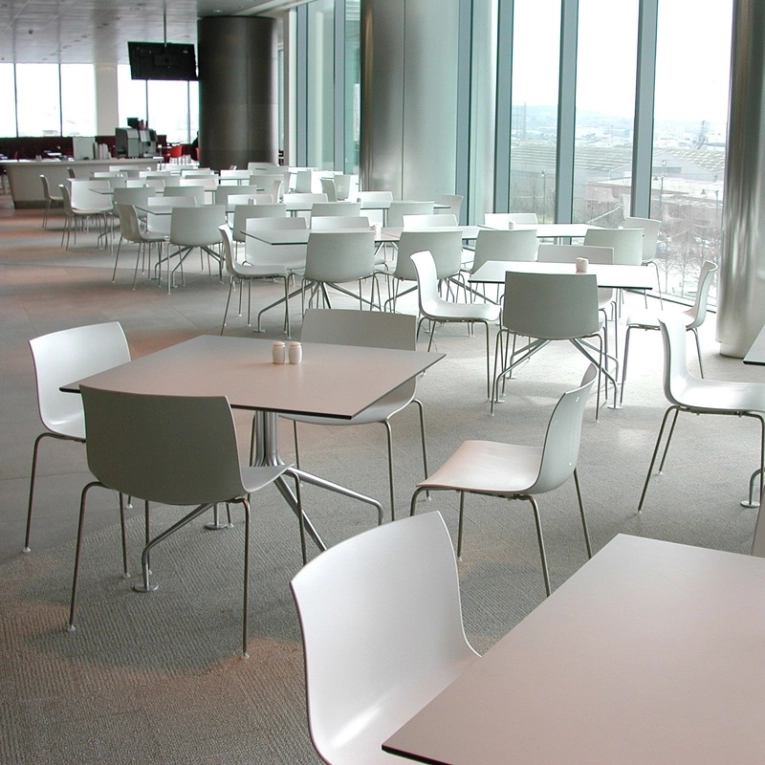 Chaise CATIFA 46 4 pieds Blanc ARPER