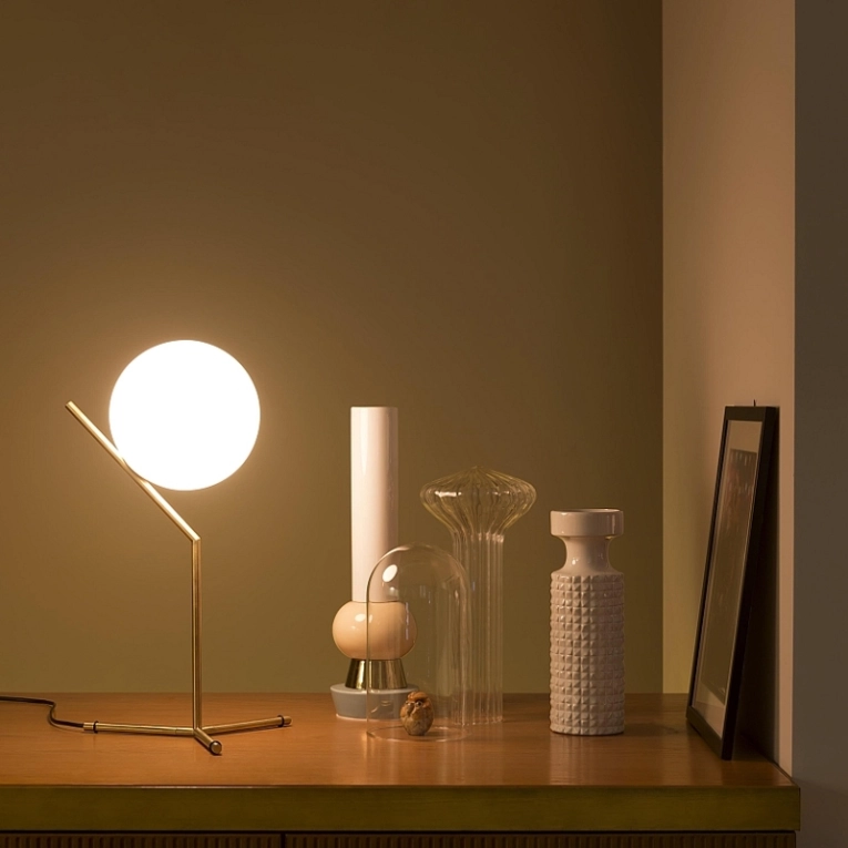 Lampe à poser IC T1 HIGH Chrome FLOS