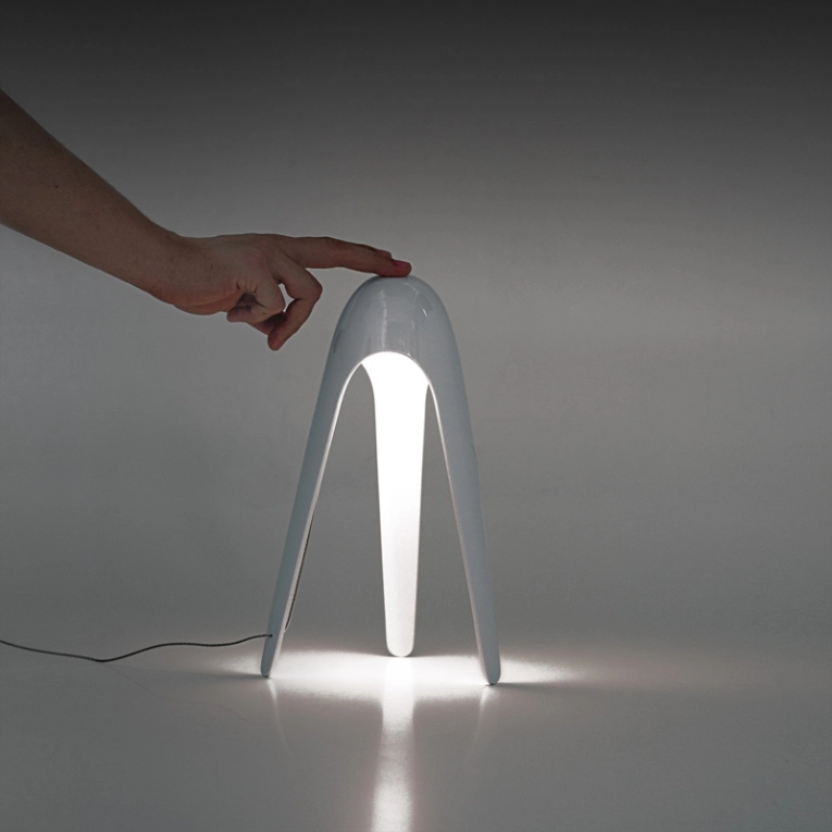 Lampe à poser CYBORG Rose fushia MARTINELLI LUCE