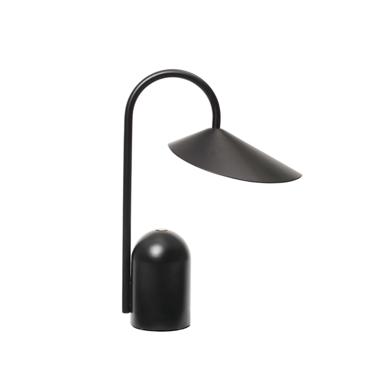 Lampe à poser ARUM Portable Noir FERM LIVING