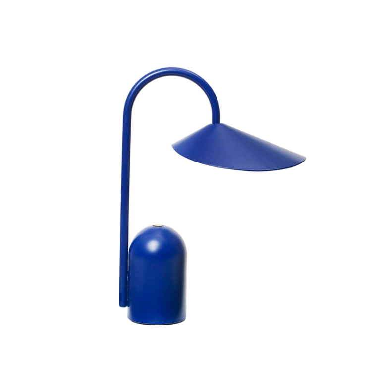 Lampe à poser ARUM Portable Bleu FERM LIVING