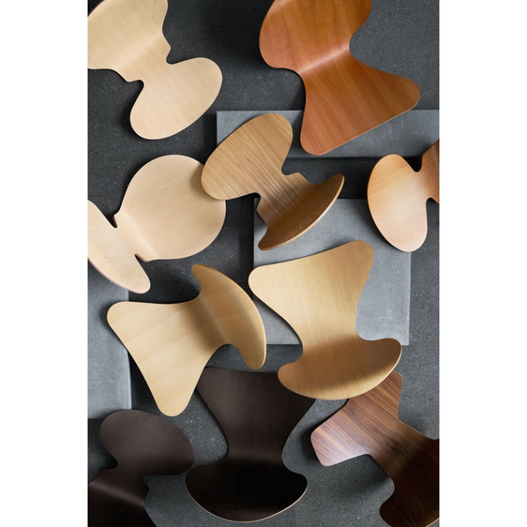 Chaise FOURMI 4 PIEDS BOIS Cerisier FRITZ HANSEN